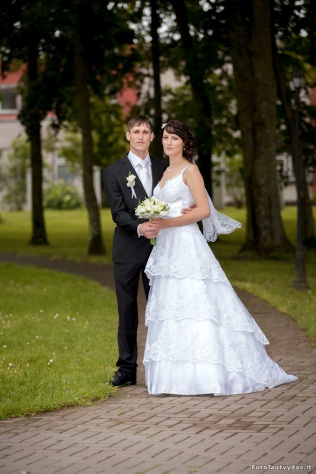 Kristinos ir Jaroslavo vestuvės. Fotografas Tautvydas Banelis